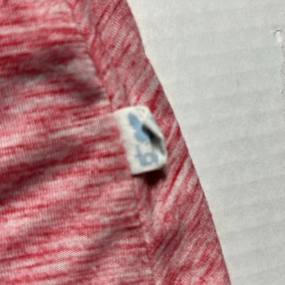 Arizona Diamondbacks V-Neck T-Shirt…sexy sneak peek back